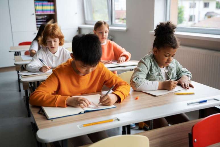 Psicopedagogas recomendam que família esteja alinhada com a metodologia da escola escolhida