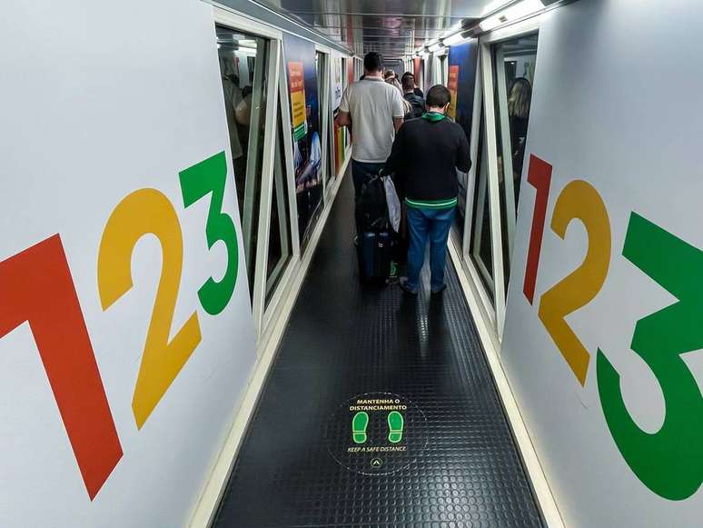 Brasília (DF), 01/09/2023, Propaganda da empresa 123 Milhas, no Aeroporto Internacional Presidente Juscelino Kubitschek. Foto: Juca Varella/Agência Brasil