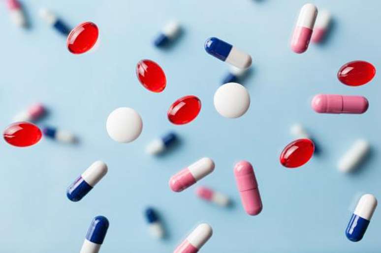 It is common to use medications to relieve symptoms It is common to use medications to relieve symptoms