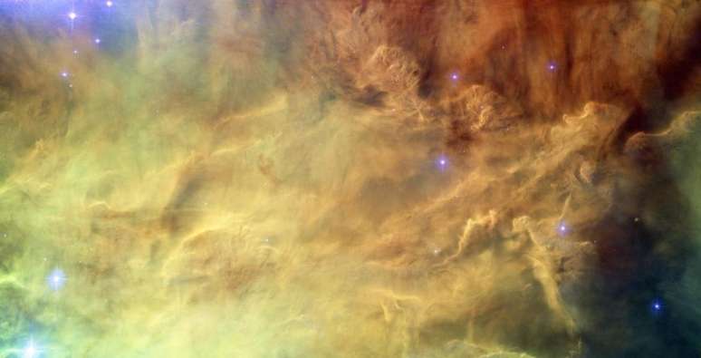 O centro da Nebulosa da Lagoa, capturado pelo Telesc&oacute;pio Hubble. As nebulosas s&atilde;o as principais fontes de h&eacute;lio-3.