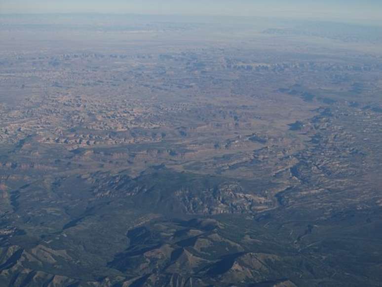 Fossas tect&ocirc;nicas no Parque Nacional de Canyonlands
