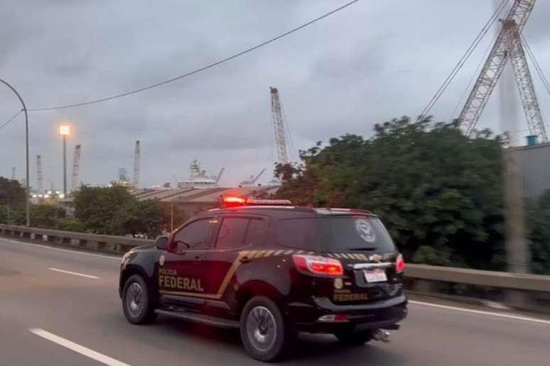 Polícia Federal realiza nova operação contra policiais civis do RJ por tráfico de drogas