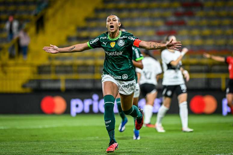 Palmeiras entra em campo contra o Corinthians em busca do bicampeonato da Libertadores Feminina. 