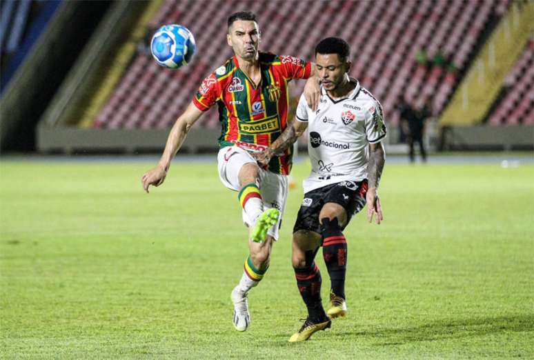 Vitória conseguiu outro bom resultado fora de casa –