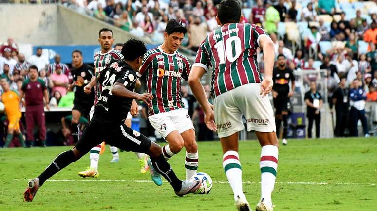 FLUMINENSE-RJ X RED BULL BRAGANTINO