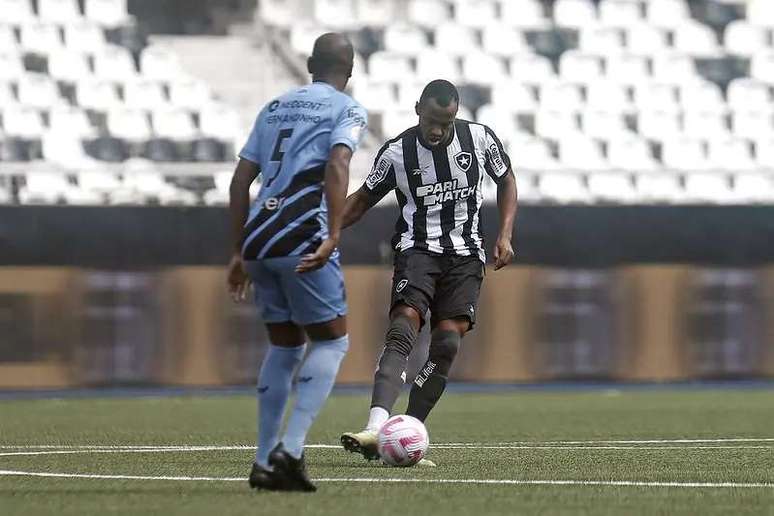 Brasileirão: por que jogo adiado do Botafogo contra o Athletico-PR será sem  torcida?