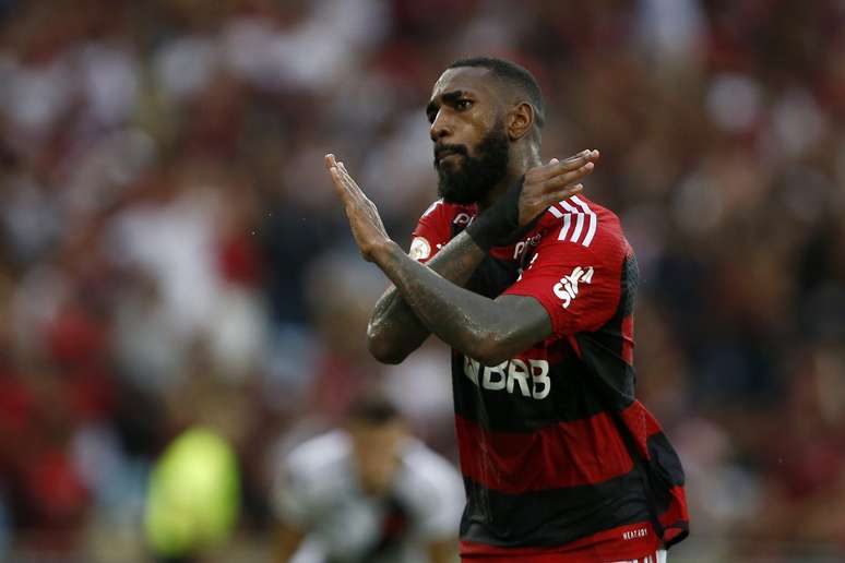 FLAMENGO: ATUAÇÕES, DESTAQUES E NOTÍCIAS