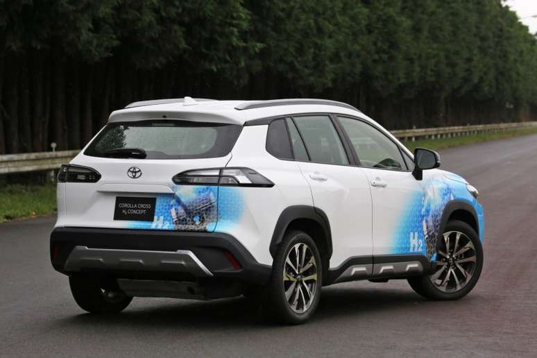 Toyota Corolla Cross Hydrogen Concept