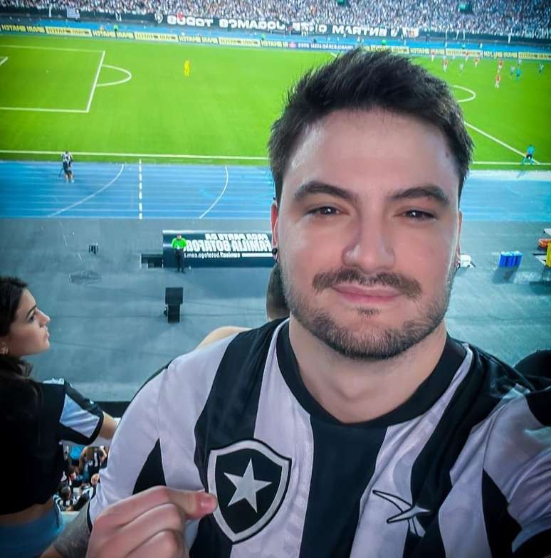 BOTAFOGO X ATHLETICO - JOGO NESSE DOMINGO, ÁS 15H, NO ESTÁDIO NILTON  SANTOS, COM PORTÕES FECHADOS! 