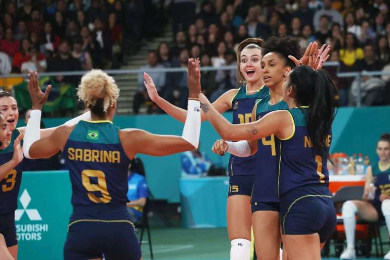 Melhores Times De Vôlei Do Mundo - TOP 10 (Masc. E Fem.)