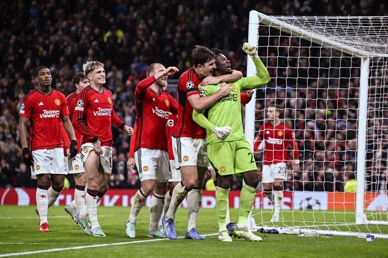 O Manchester United vence mais uma e - Doentes por Futebol