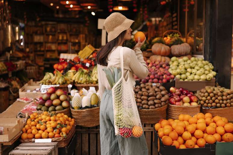 Consuming pesticide-free foods contributes to a more balanced diet 