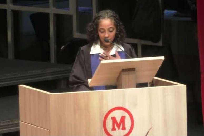 Maria Luiza Costa foi oradora de sua turma de Publicidade e Propaganda na formatura