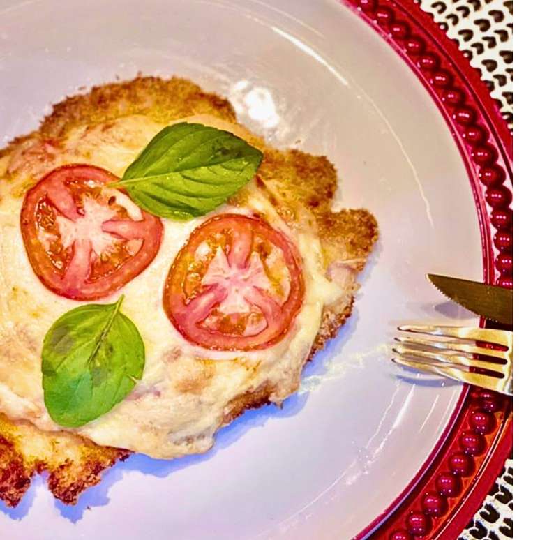 BIFE À MILANESA À MODA DO PIZZAIOLO SEM TRIGO E SEM FRITAR