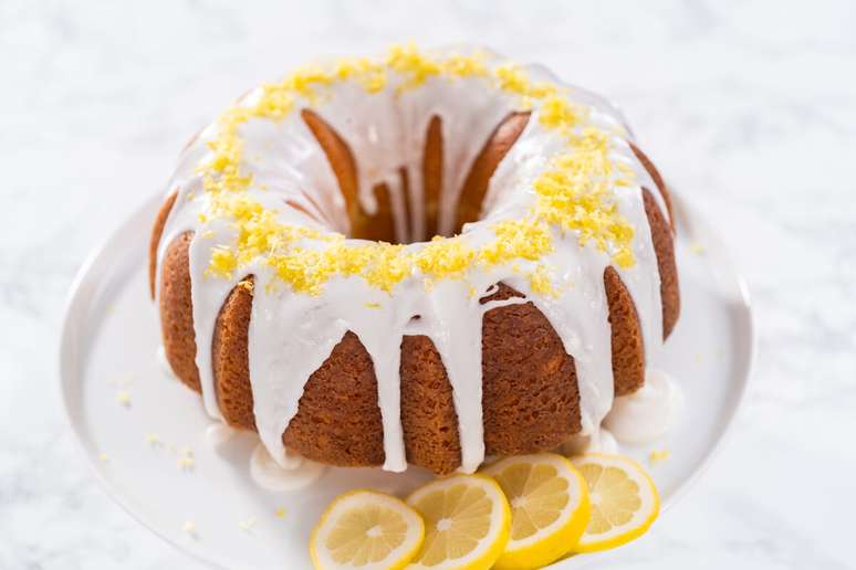 Receita Bolo de Trigo com Maizena no Liquidificador Fácil e