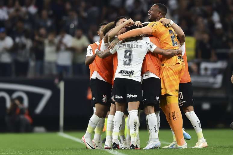 Corinthians joga mal, é derrotado pelo Cuiabá e pode perder liderança do Campeonato  Brasileiro - DIÁRIO DO NOROESTE