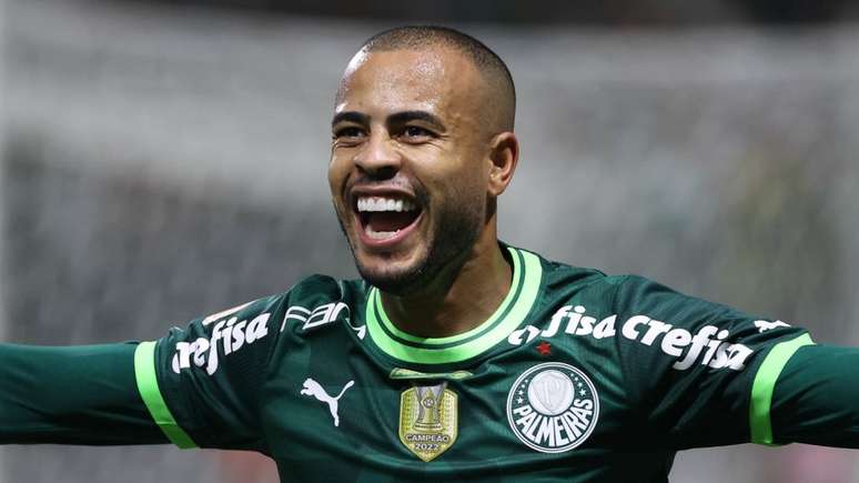 Em temporada com mais jogos e maior participação em gols, Mayke pode  completar 250 jogos pelo Palmeiras, no clássico contra o São Paulo:  'Honrado e privilegiado