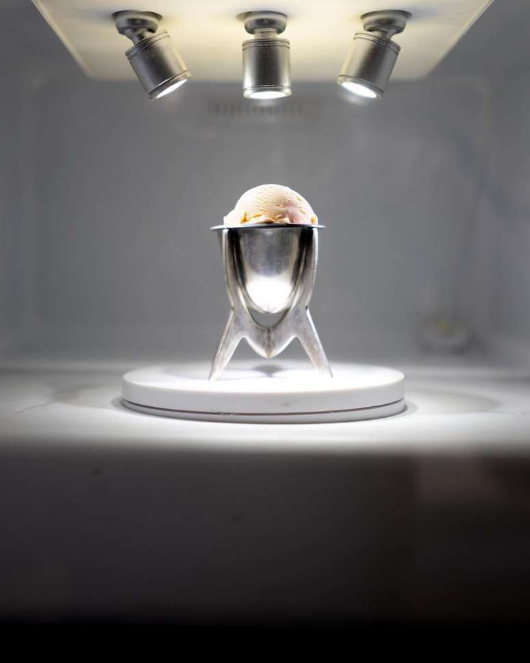 Sorvete exposto na Central Saint Martins