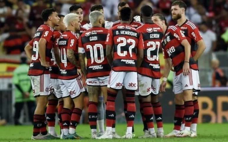 Flamengo fans lose patience with owner after defeat: ‘Horrible’