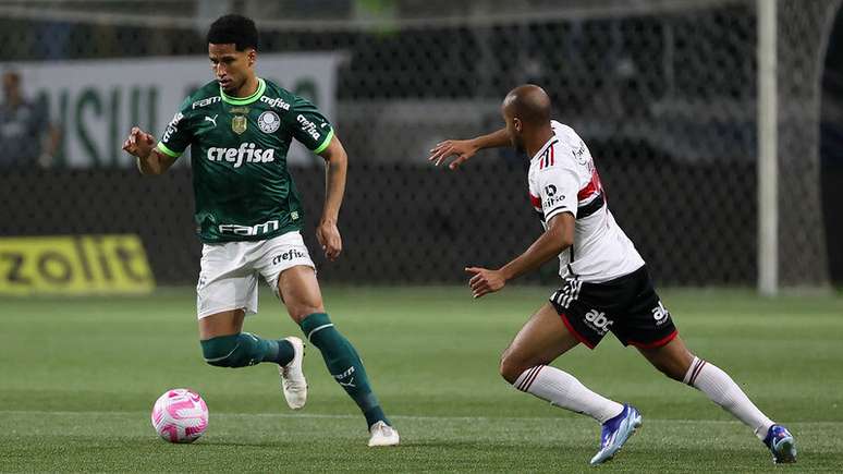 Palmeiras vence São Paulo por 5 a 0 e está em quarto no Brasileirão, com 50 pontos –