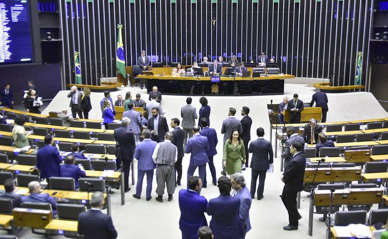 BRASILIA DF 13/09/2023 - Plenv°rio - Sessv£o Deliberativa NACIONAL SESSAO CAMARA ARTHUR LIRA Discussv£o e votavßv£o de propostas. FOTO ZECA RIBEIRO AGENCIA CAMARA