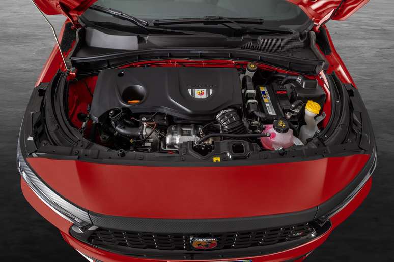 Fiat Fastback Abarth: motor 1.3 turbo flex de 185 cv de potência