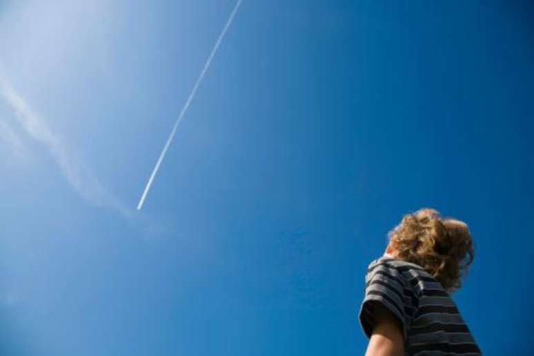 A falta de referências nos faz não perceber a real velocidade de um avião. (Fonte: GettyImages/Reprodução)