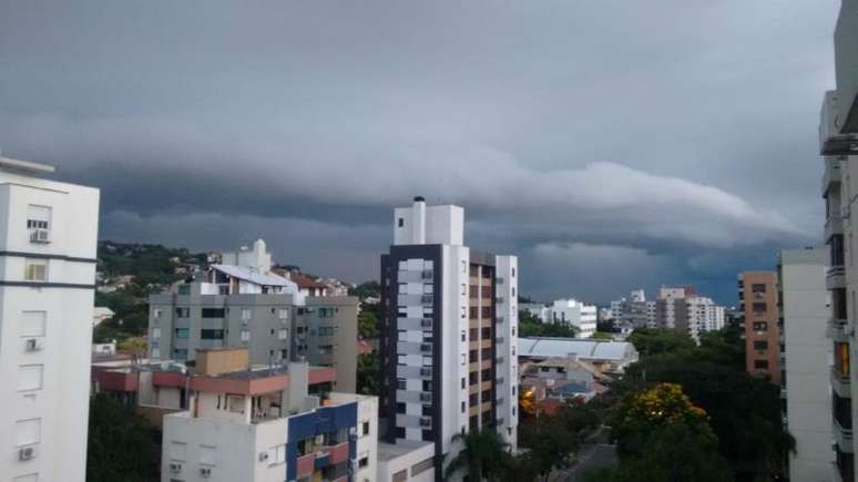 Vem temporal por aí! Serra recebe alerta para risco de chuvas