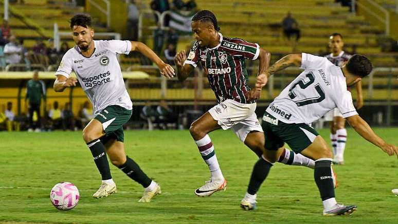 Keno enfileirou os advers&aacute;rios e marcou um gola&ccedil;o pelo Fluminense no Raulino de Oliveira &ndash; Mailson Santana/Fluminense FC
