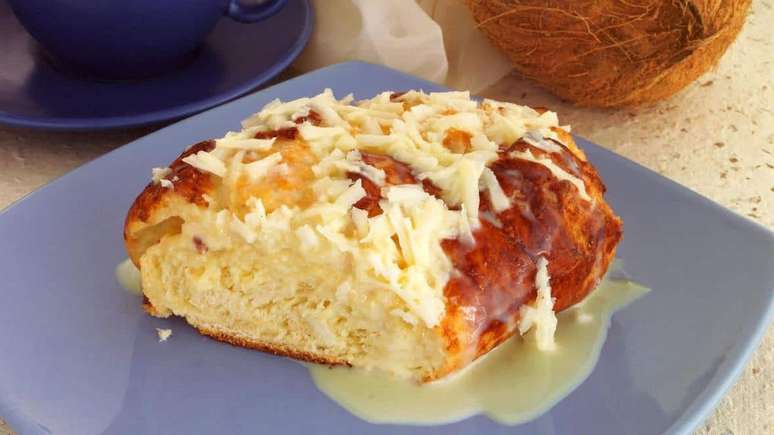 Coconut bread: a classic to enjoy with coffee