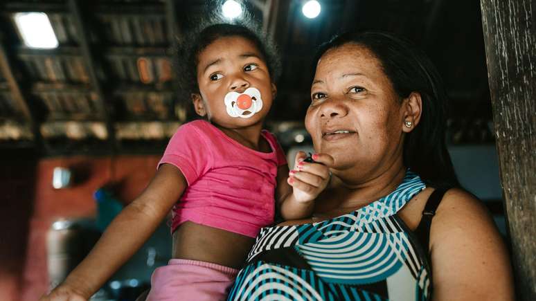 A população do Brasil como um todo está envelhecendo, mas a tendência ocorre de maneira diferente nas diferentes partes do Brasil