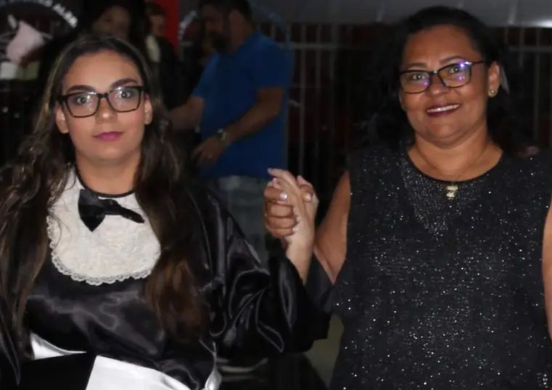 Ex-BBB e campeã do reality em 2006 é mãe de Aracy Viana, recém-aprovada na OAB