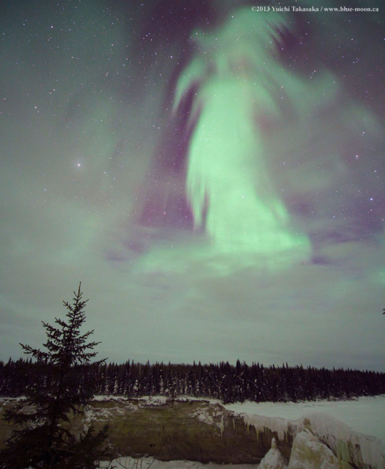 Aurora boreal fotografada em 2013 no Canadá (Imagem: Reprodução/Yuichi Takasaka, TWAN)