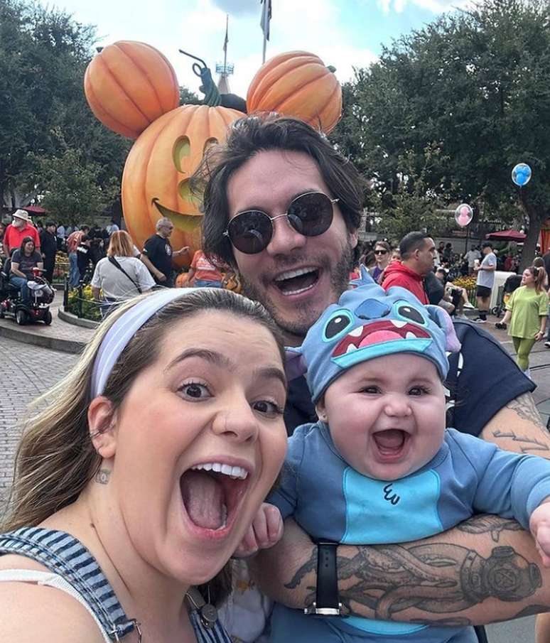 Viih Tube, Eliezer e a filha Lua em viagem à Disney