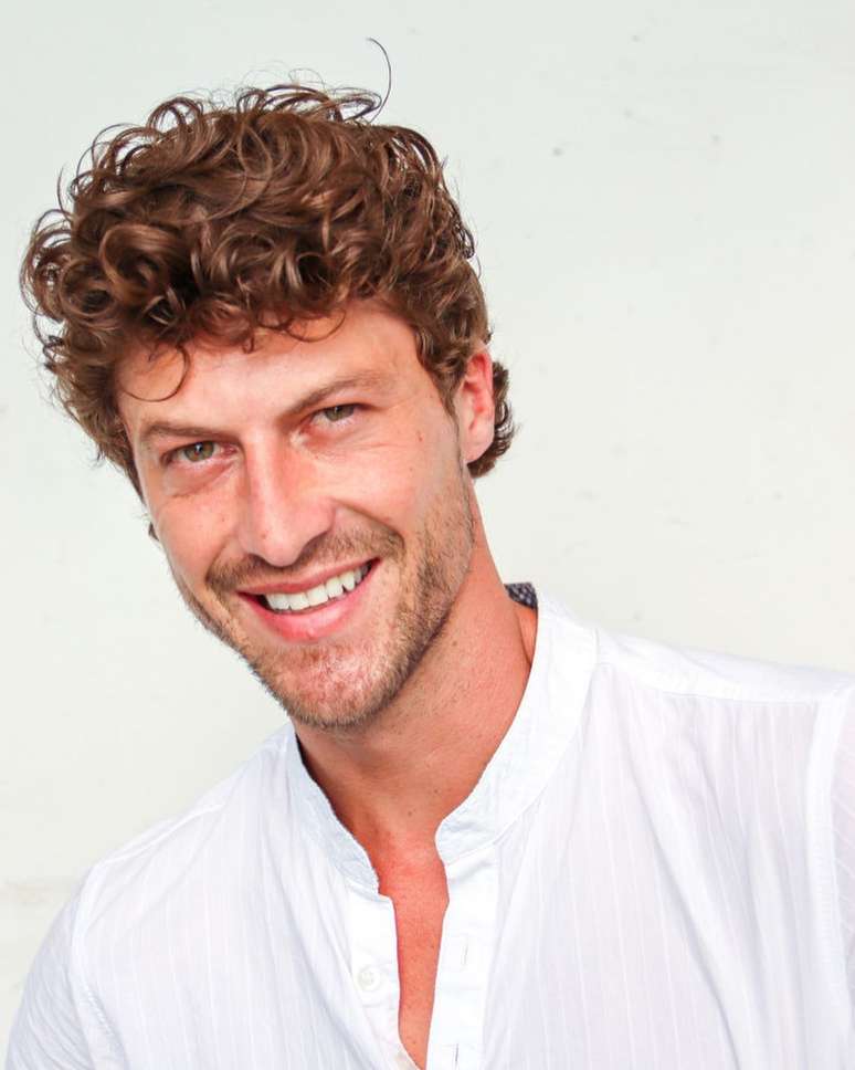 The body of actor Ricardo Merini, who passed away a week ago, is located at the IML