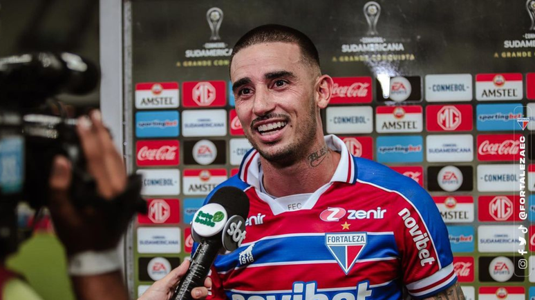 Ex de Thiago Galhardo consegue medida protetiva contra o jogador do Fortaleza
