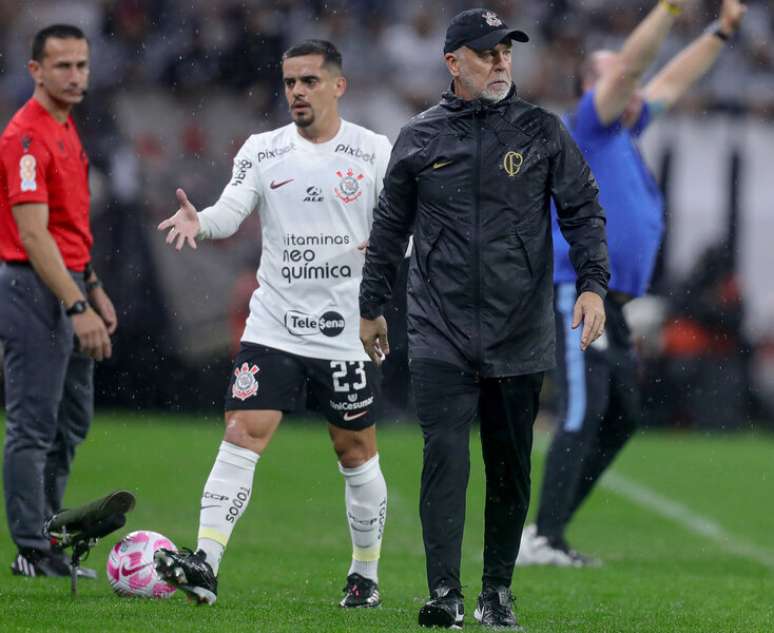 Mano lamenta empate contra o Santos, na Neo Qu&iacute;mica Arena &ndash;
