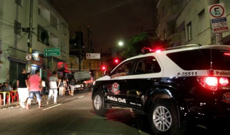 Polícia Civil de São Paulo investiga fraudes em operações de crédito na Operação Avaritia. 