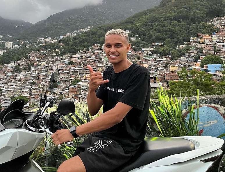 Break narra o cotidiano das favelas do RJ 