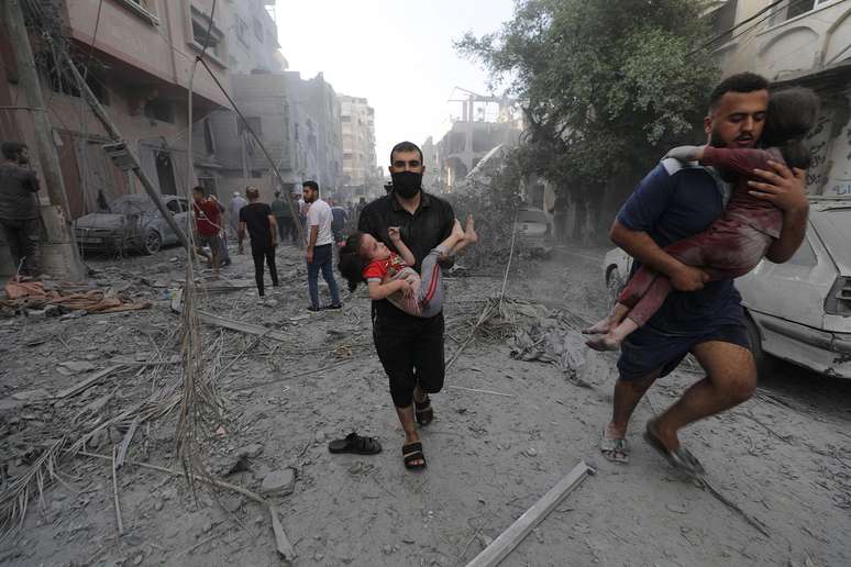 Mais de 3 mil crianças já morreram, segundo o Ministério da Saúde de Gaza, administrado pelo Hamas