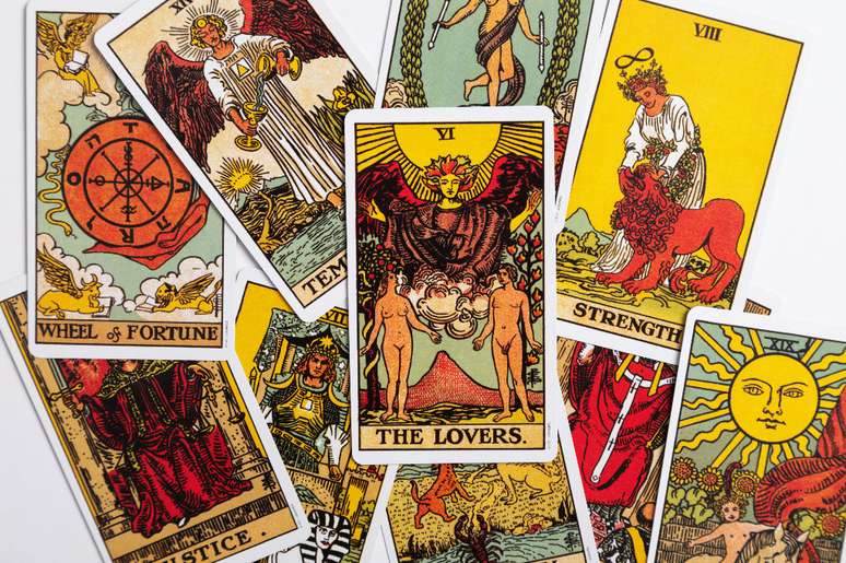 Tarot online consultas gratis 24 horas - Amor - Trabalho - Dinheiro - Saúde.