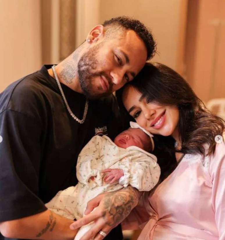 Neymar, Bruna Biancardi and daughter Mavie Neymar, Bruna Biancardi and daughter Mavie