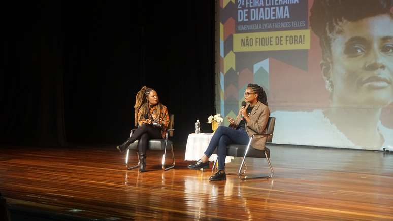 Djamila Ribeiro na Feira Literária de Diadema