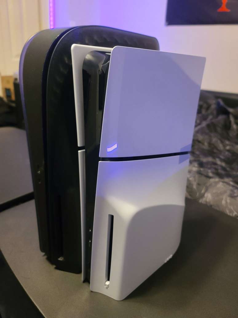 Fotos revelam um pouco mais do PS5 Slim; veja