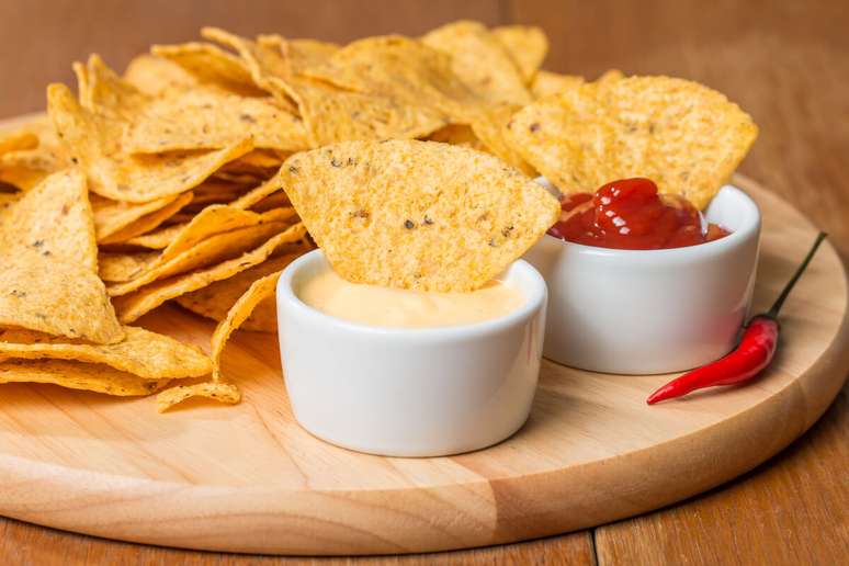 Nachos com massa de pastel 