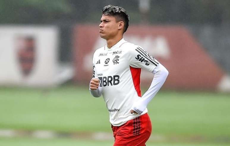 Saiba quem é Luiz Araújo, novo reforço do Flamengo