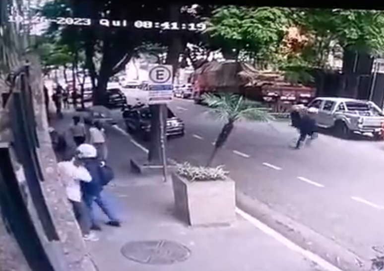 Assaltos ocorreram ao mesmo tempo no bairro Cerqueira César, região central de SP