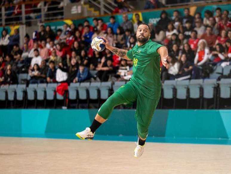 Brasil garante vaga na final do basquete e handebol feminino no Pan de  Santiago