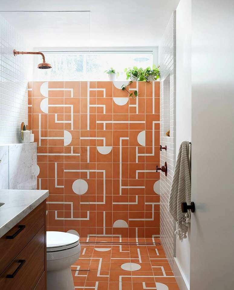 Bathroom coverings: 10 colorful and different ideas