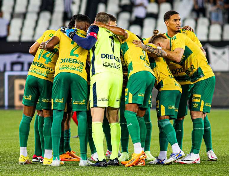 Vasco vence o Cuiabá e resultado encerra sequência de 10 jogos sem